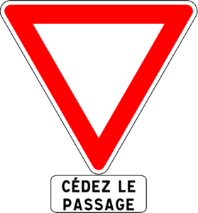 panneau-cedez-le-passage